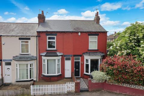 2 bedroom terraced house for sale, Springfield Mount, Horsforth, Leeds, West Yorkshire, LS18