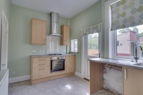 2 bedroom terraced house for sale, Springfield Mount, Horsforth, Leeds, West Yorkshire, LS18