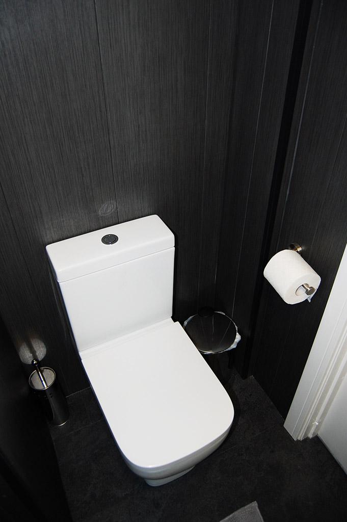 Room 1 En-suite 1.2
