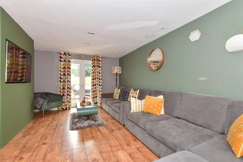 3 bedroom terraced house for sale, The Maltings, Littlebourne, Canterbury, Kent