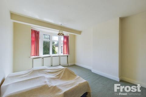 22 Ashview Gardens, Ashford, TW15 3RD