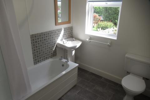1 bedroom ground floor flat to rent, Wilton Road, Salisbury, SP2