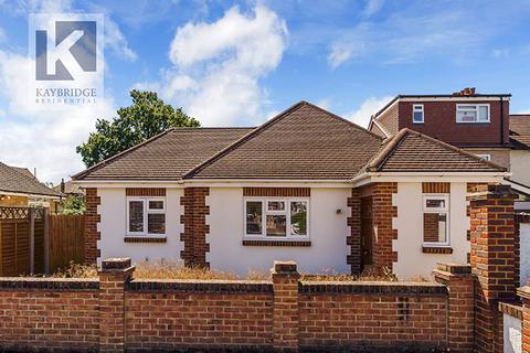 2 bedroom detached bungalow for sale, Broadmead Avenue, Worcester Park, KT4