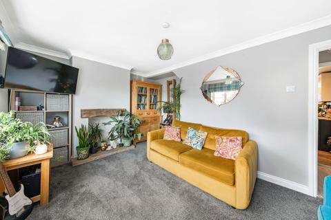 3 The Nook, Hoylandswaine, Sheffield, S36 7JW