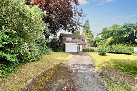 3 Grassmount, Purley, CR8 3PR
