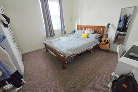44 Bolton Road, Wolverhampton, WV11 1UA