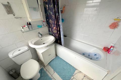 44 Bolton Road, Wolverhampton, WV11 1UA