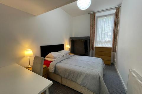 2 bedroom flat to rent, Regent Moray Street, Glasgow, G3