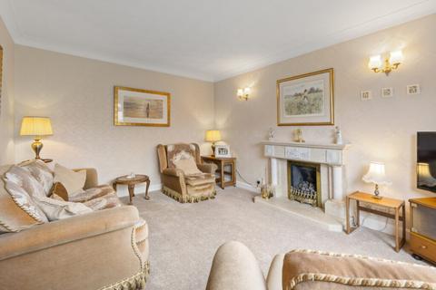 12 Halberts Crescent, Stirling, FK7 0LG