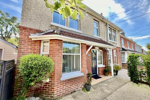 4 bedroom detached house for sale, Westbury Road, Ringwood, BH24 1PG