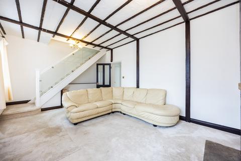 3 bedroom terraced house for sale, The Drive, Ickenham UB10