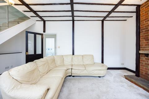 3 bedroom terraced house for sale, The Drive, Ickenham UB10