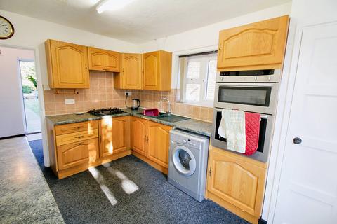 4 bedroom terraced house to rent, Wycliffe Road, Norwich NR4