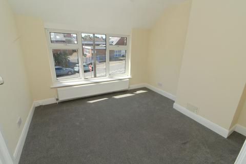 2 Cedars Way, Newport Pagnell, MK16 0DP