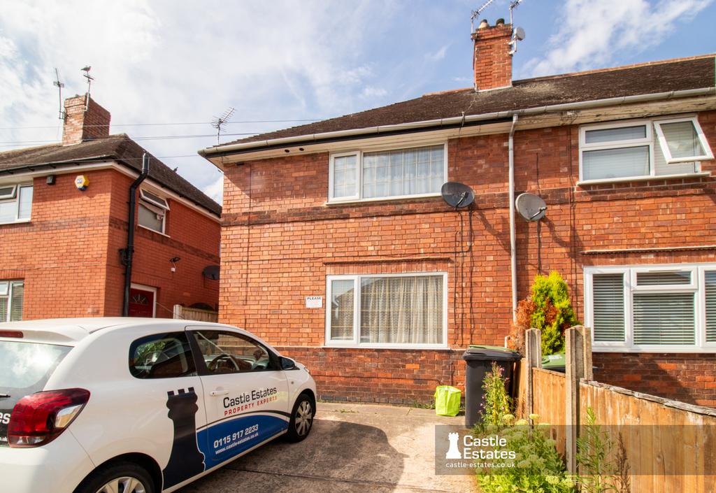 33 Burrows Avenue, Beeston