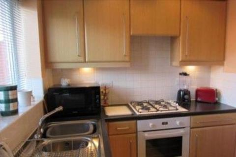 3 bedroom terraced house to rent, Manchester, Manchester M22