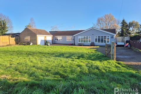 4 bedroom bungalow for sale, West Drove North, Spalding PE12