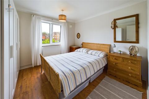 29 Butter Hill, Carshalton, SM5 2TW