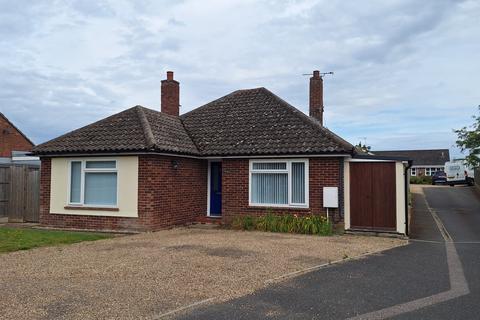 3 bedroom detached bungalow to rent, Park Road, Wetherden IP14