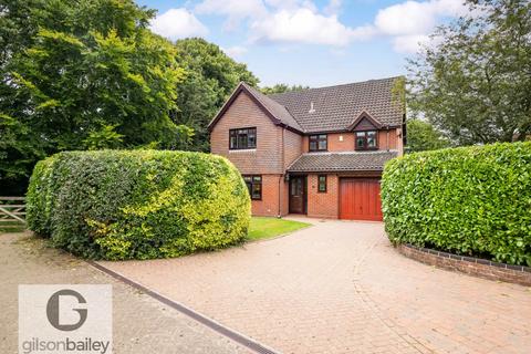 4 bedroom detached house for sale, Hallgate, Norwich NR13