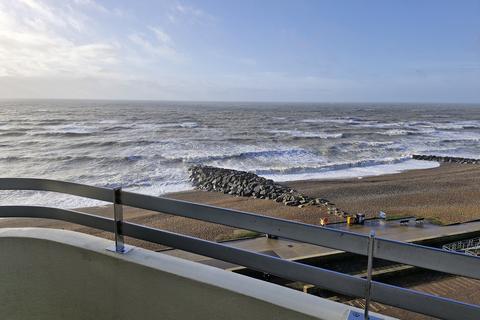 2 bedroom flat for sale, High Street, Rottingdean , East Sussex, BN2