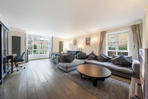 3 bedroom flat to rent, Maple Lodge, London W8