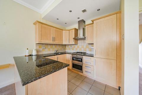 3 bedroom flat for sale, Christchurch Avenue, Mapesbury