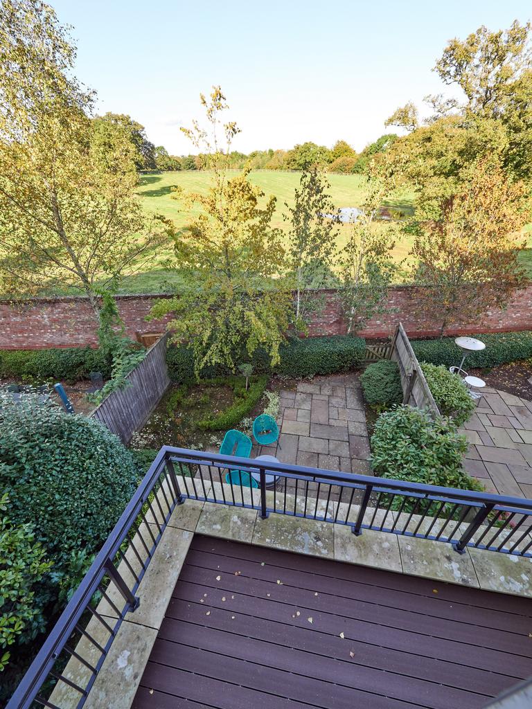 Oak Bank External 11