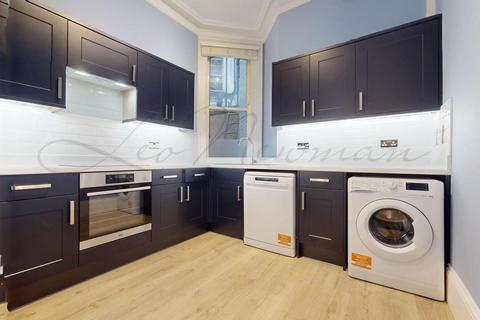 4 bedroom flat to rent, Carlisle Place, Westminster, SW1