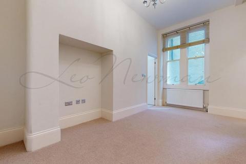 4 bedroom flat to rent, Carlisle Place, Westminster, SW1