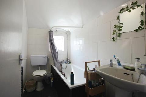1 bedroom flat to rent, Bath Buildings, Bristol BS6