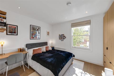 3 bedroom penthouse for sale, Stephendale Road, Fulham, London, SW6