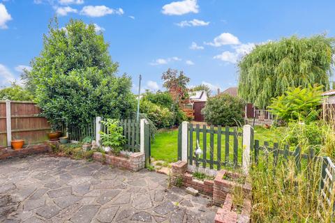 2 bedroom semi-detached bungalow for sale, Appleton Road, South Benfleet