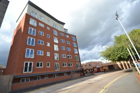 3 bedroom apartment to rent, Crecy Court, Leicester LE1