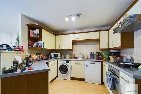 2 bedroom apartment for sale, Hamilton Court, Hamilton Road, Carrington