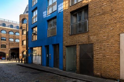 Flat 4, 3 Winchester Square, London, SE1 9BH
