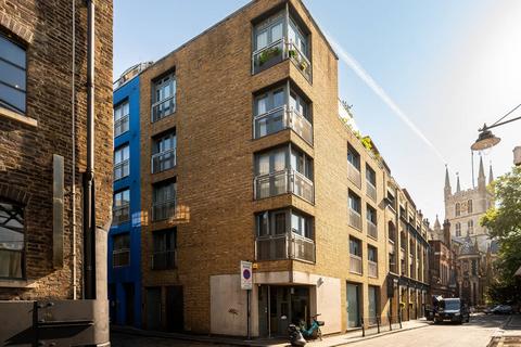 Flat 4, 3 Winchester Square, London, SE1 9BH