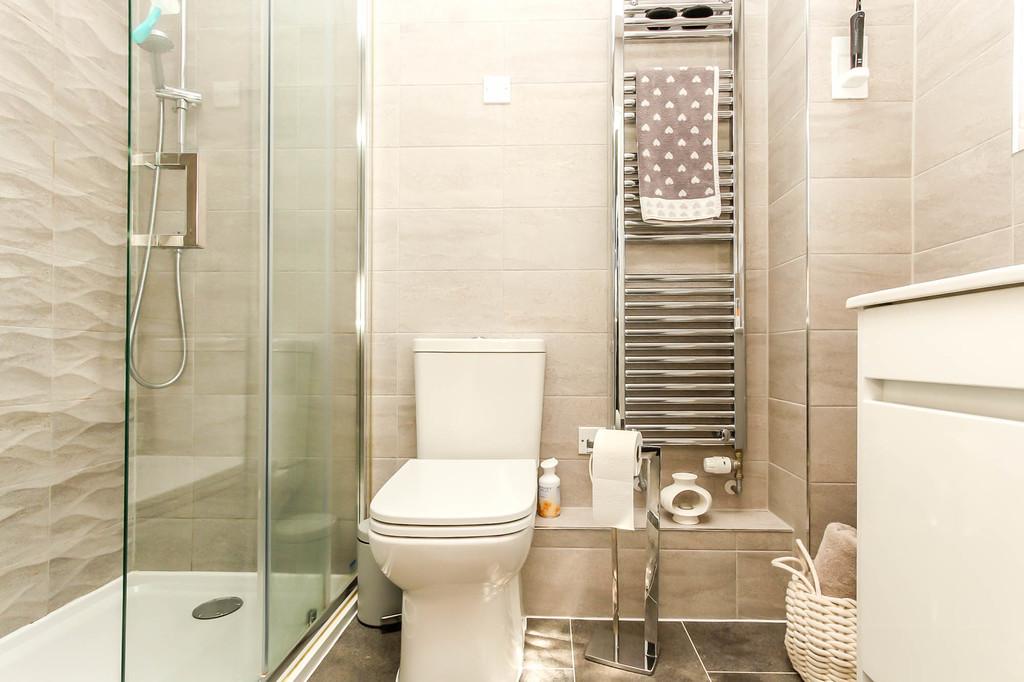Ensuite Shower Room