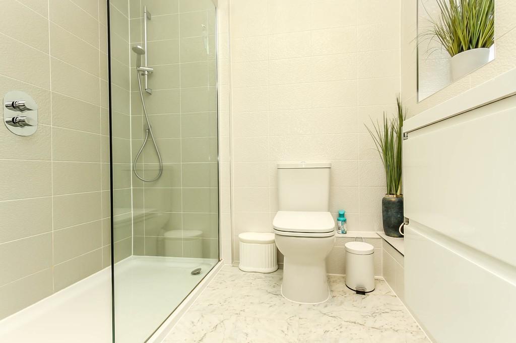 Ensuite Shower Room