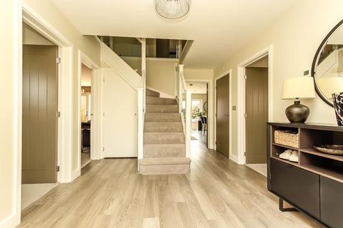 2 Cleavers View, Earls Barton, Northampton, NN6 0FR