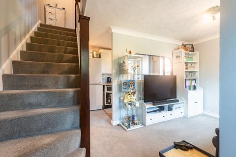 2 Bluehaven Walk, Hook, RG27 9SX
