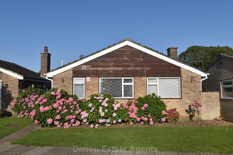 2 bedroom detached bungalow for sale, Langstone Walk, Peel Common