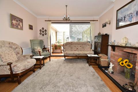 2 bedroom detached bungalow for sale, Langstone Walk, Peel Common