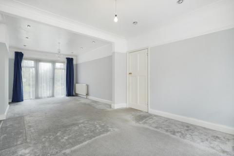 3 bedroom semi-detached house to rent, Springfield Gardens, London