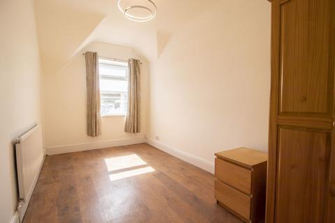 2 bedroom apartment to rent, Cathedral Road, Pontcanna, Cardiff