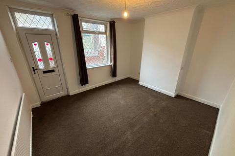 2 bedroom house to rent, Midland Road, Royston