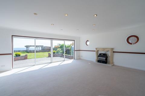 4 bedroom detached house for sale, Corton Road, Lowestoft