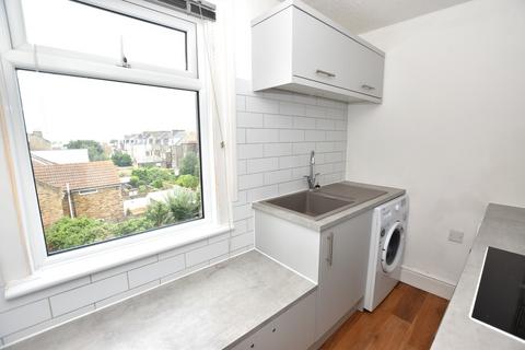 2 bedroom maisonette for sale, Grange Road, Ramsgate