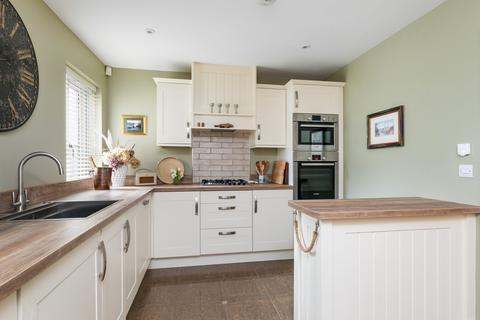 6 Milesdown Place, Winchester, SO23 0AG