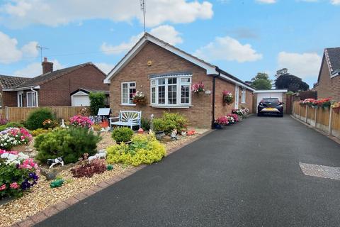 3 bedroom detached bungalow for sale, Hawthornden Avenue, Uttoxeter